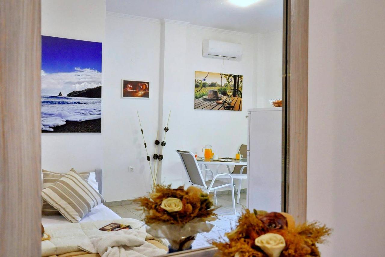 Kloudas Apartments Potamos  ภายนอก รูปภาพ
