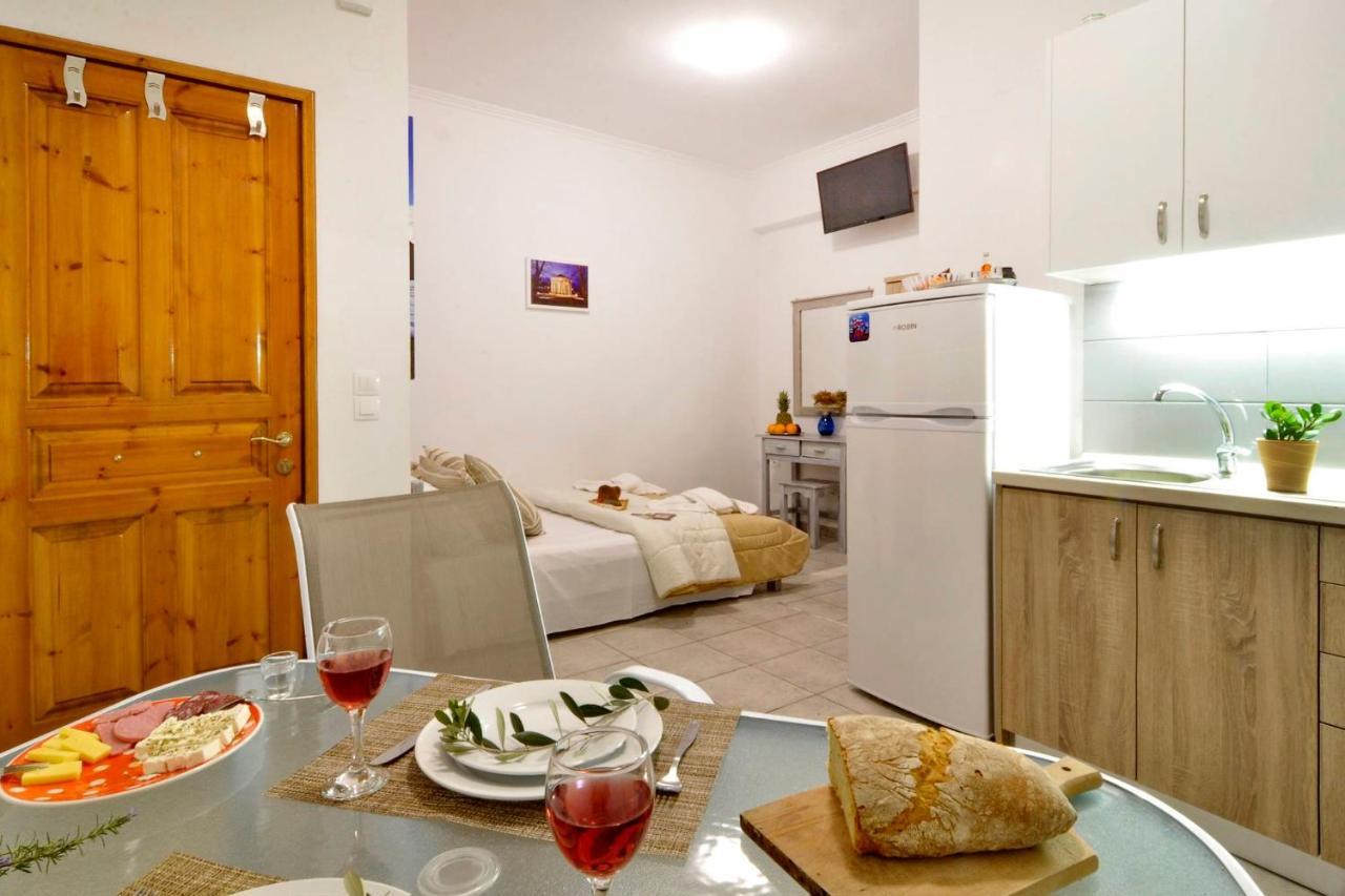 Kloudas Apartments Potamos  ภายนอก รูปภาพ