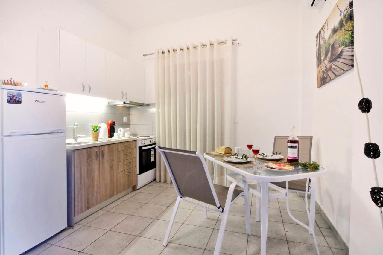 Kloudas Apartments Potamos  ภายนอก รูปภาพ