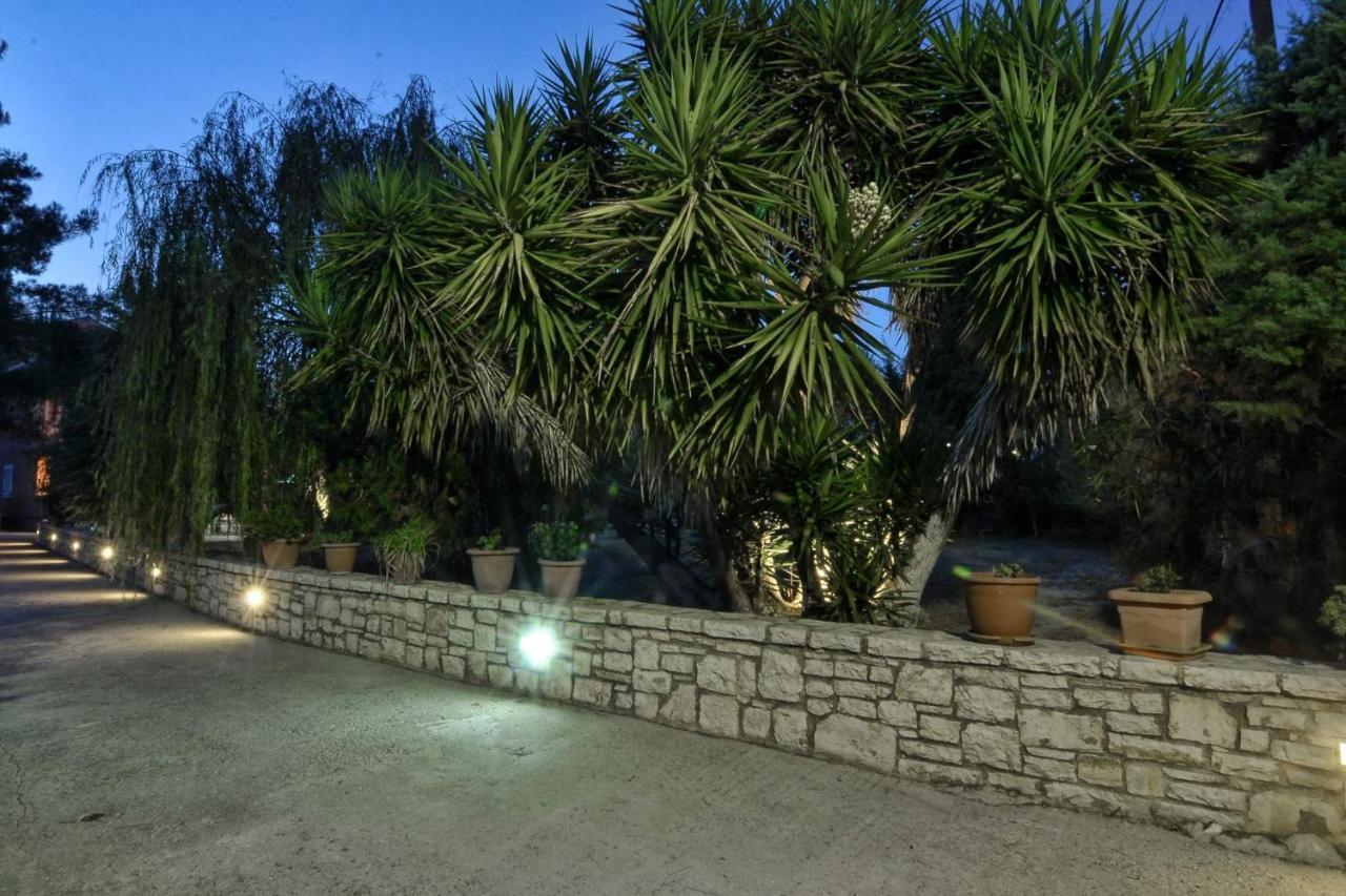 Kloudas Apartments Potamos  ภายนอก รูปภาพ